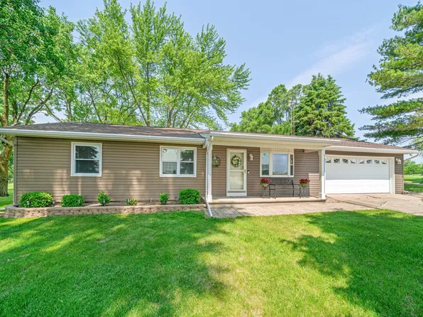 14893 Plank Rd, Sycamore, IL 60178