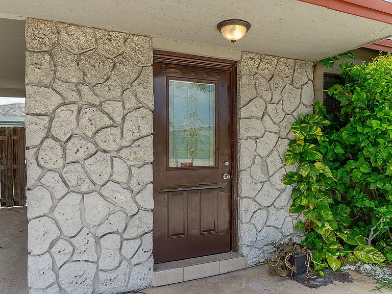 2831 N Seacrest Blvd #A — Photo 8