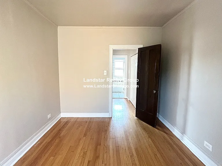 4257 W Addison St #3 — Photo 13