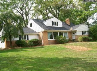 2740 Kersdale Rd, Pepper Pike, OH 44124