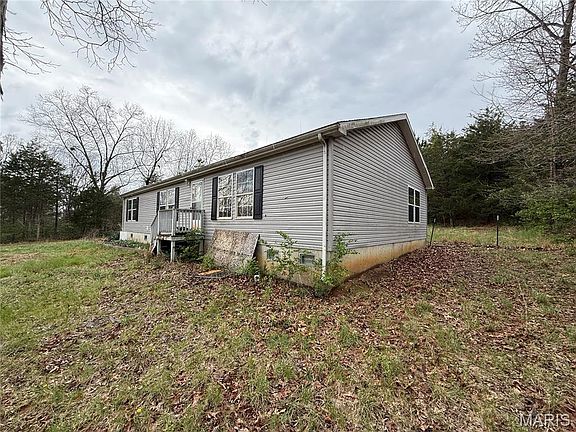 2nd image of 3908 Flucom Rd