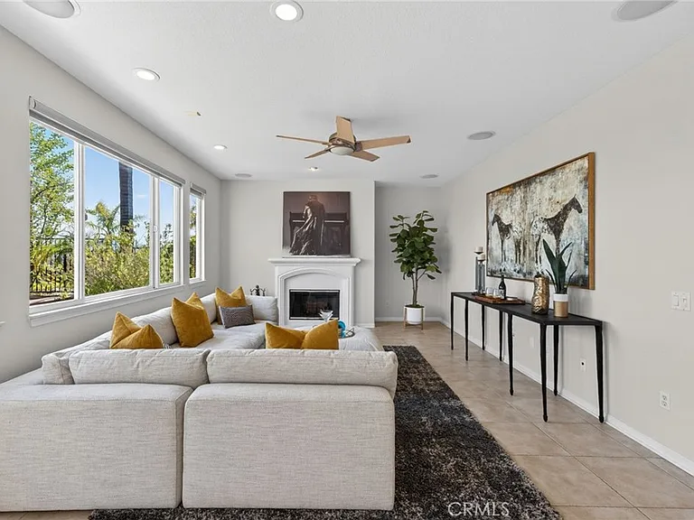 20800 Campania Ln — Photo 14