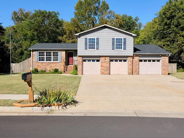 7516 Logan Dr SW, Huntsville, AL 35802