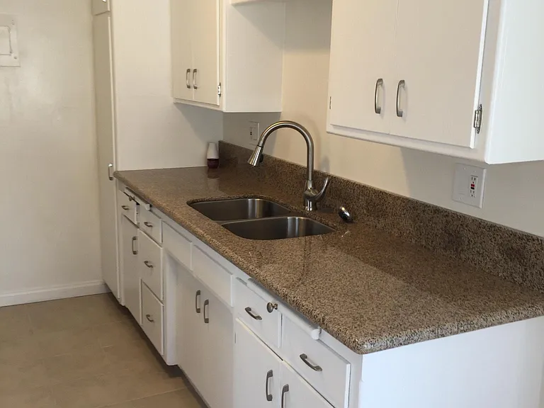 3741 Vinton Ave #5 — Photo 11