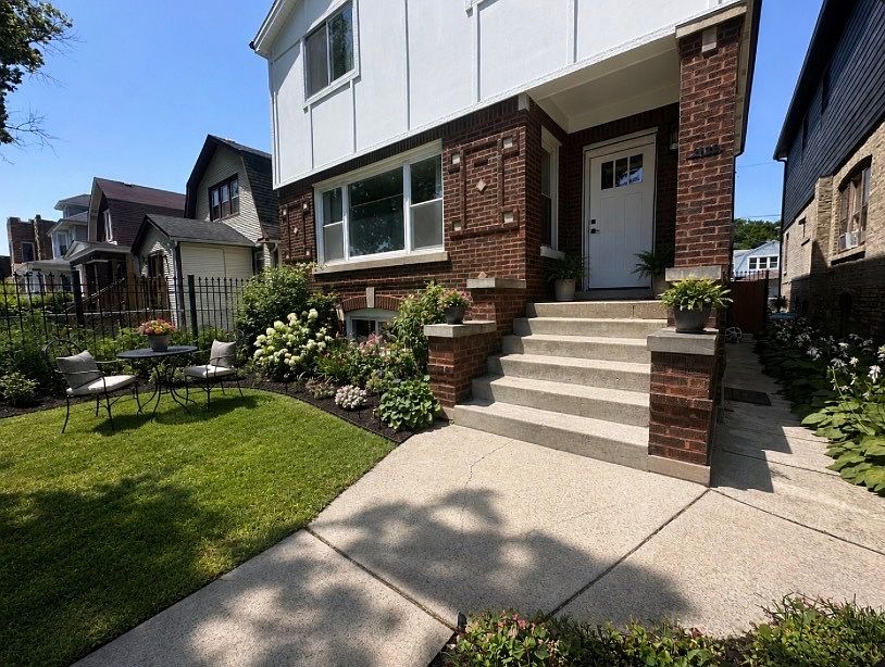 1st image of 2128 N Lawler Ave