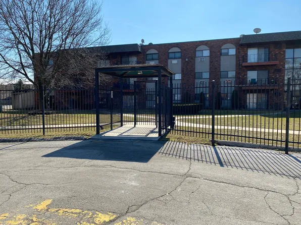 13711 S Stewart Ave #11-2W, Riverdale, IL 60827