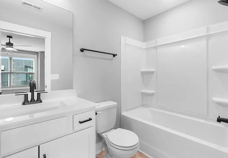 302 Jonathan Wade Cir — Photo 7