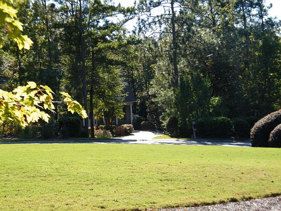 4th image of 103 White Birch Ct