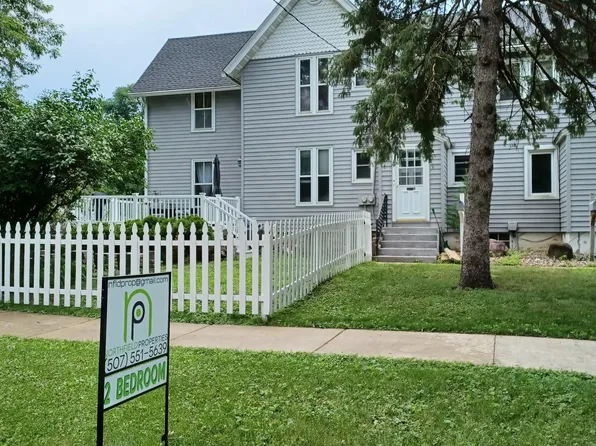 101 9th St S, Northfield, MN 55057