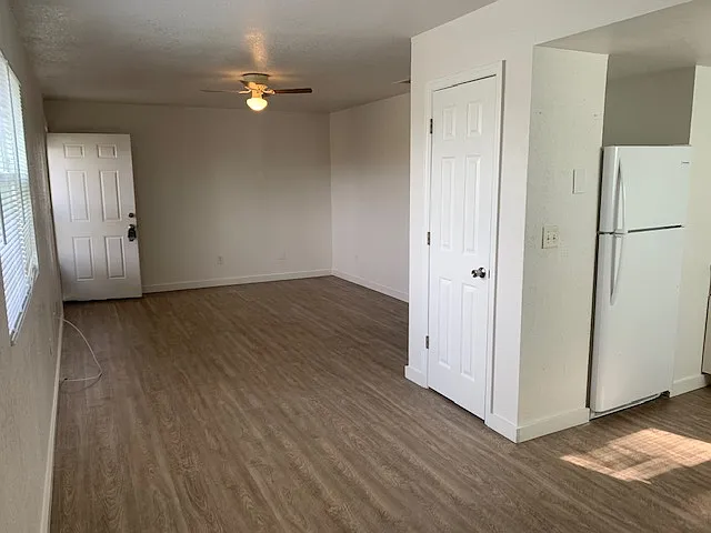 168 N Comet Ave #D1 — Photo 4