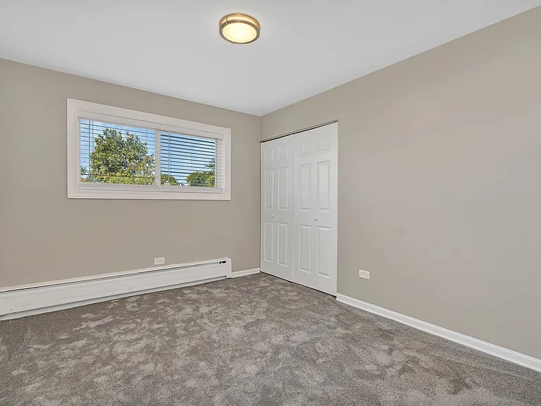 Parkside Apartments — Photo 37