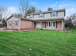 7373 Chichester Rd, Canton, MI 48187