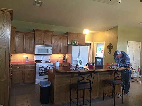2nd image of 1001 Freeland Dr