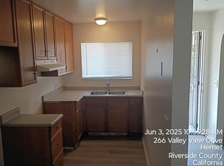 266 N Valley View Dr, Hemet, CA 92543