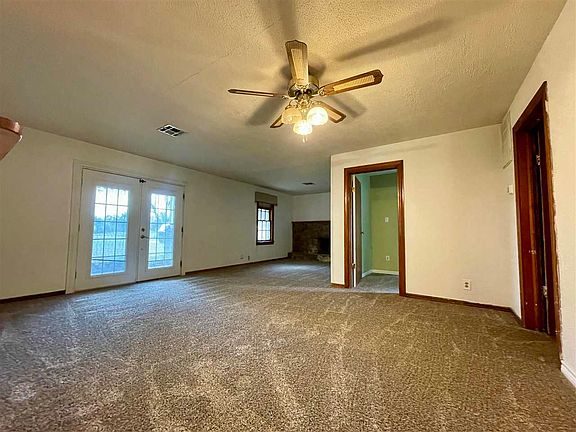 3rd image of 1228 Kelley Ave