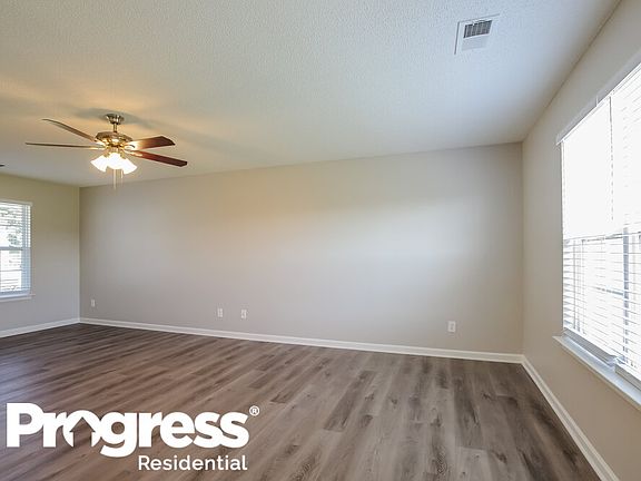 5th image of 223 Glencroft Dr