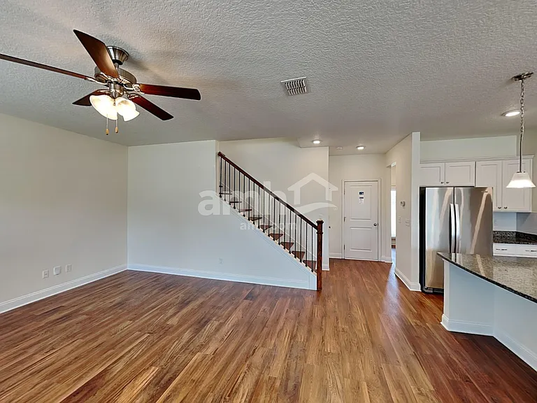 3234 Roundabout Dr — Photo 6