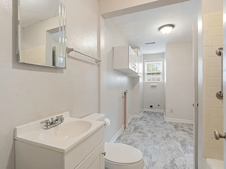 1315 E Red Bud Rd — Photo 20