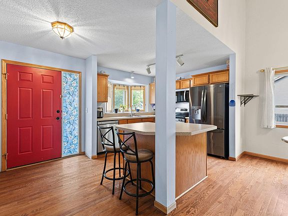 3rd image of 30731 Redding Ave