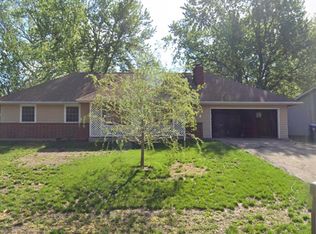 3418 SE Shorewood Dr, Topeka, KS 66605