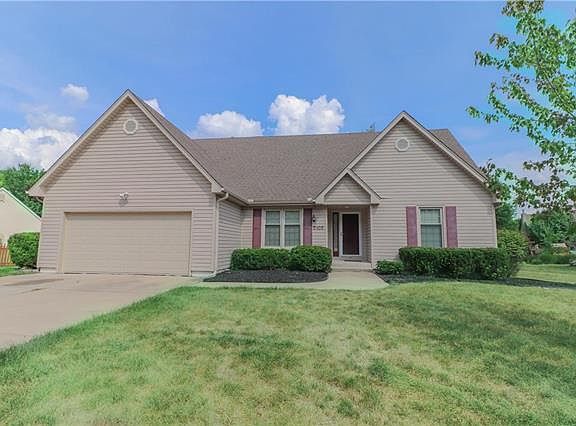 2nd image of 5105 S Cedar Crest Ct