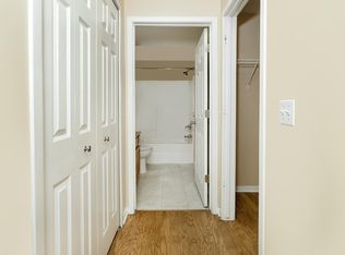 312 Oak Ridge Dr, Pontiac, MI 48341