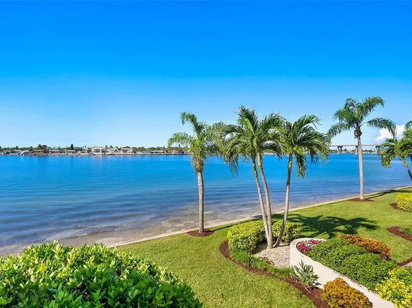 6093 Bahia Del Mar Cir APT 275, Saint Petersburg, FL 33715