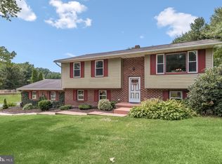 948 Hill Top Dr S, Spring Grove, PA 17362