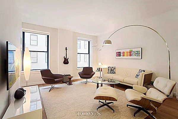 Rented by Town Residential | media 21