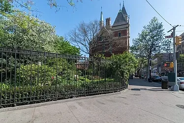 Rented by REAL New York