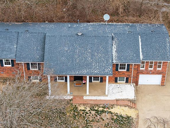 2nd image of 2103 Lock Rd