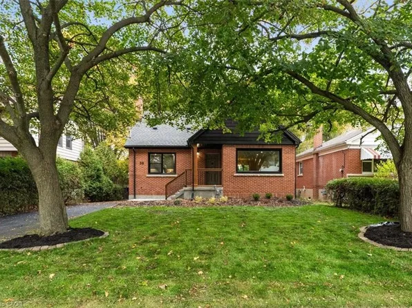 39 W 21st St, Hamilton, ON L9C 4M6