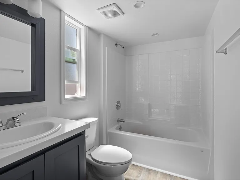 971 W Main St #19 — Photo 6