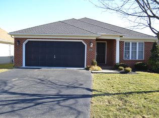 4545 Colonial Place Dr, Roanoke, VA