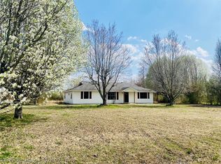 1636 Bushtown Rd, Alma, AR 72921