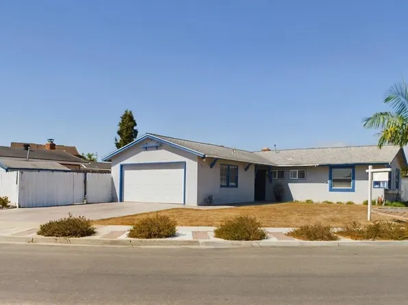 4682 El Penon Way, San Diego, CA 92117