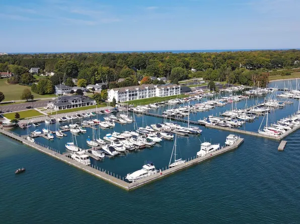 202 Ferry Ave #61, Charlevoix, MI 49720