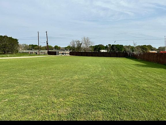 2nd image of 1101 County Road 256