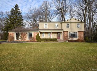 725 Westview Rd, Bloomfield Hills, MI 48304