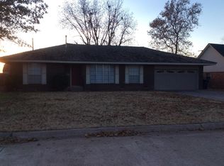 1218 S Hayes St, Enid, OK 73703