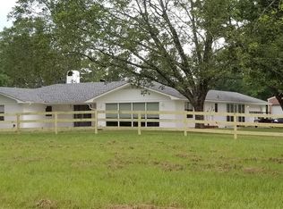147 Leesville Ln, El Dorado, AR 71730