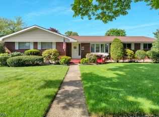 208 5th St, Hackettstown, NJ 07840
