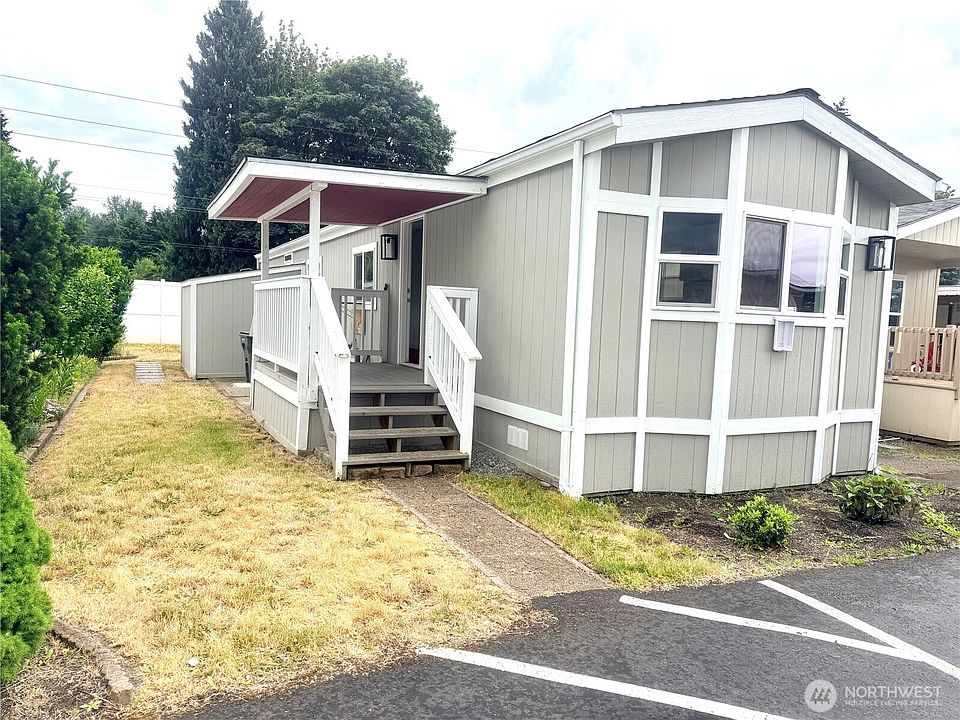 1st image of 210 37th ST SE #35