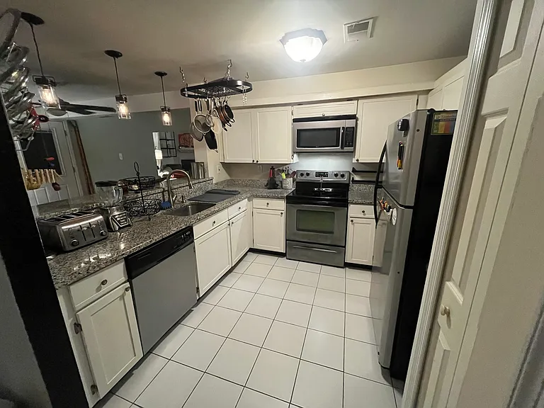 8 Deer Run Ct #A — Photo 16