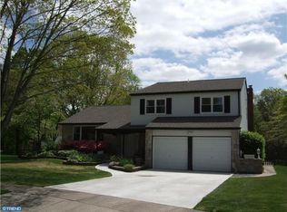 9 Snowden Pl, Cherry Hill, NJ 08003