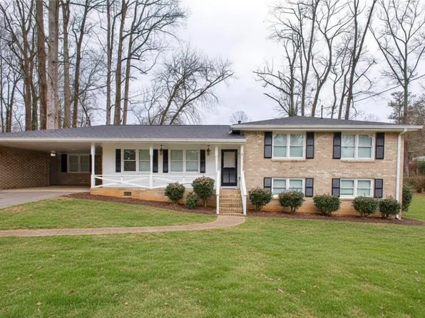 3925 Chicamauga Dr NE, Kennesaw, GA 30144