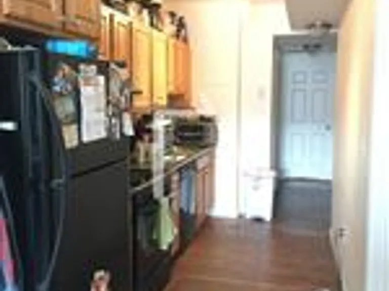 1958 Beacon St #5E — Photo 4