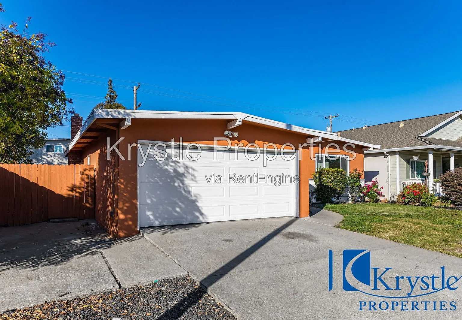 3 bed, 2.0 bath, 1287 sqft, $2,650 — Photo 2