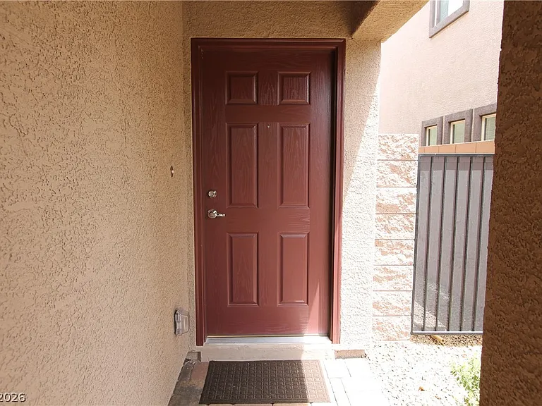 1132 Jesse Harbor Ave — Photo 2