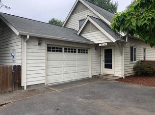 1513 Clara Ave UNIT A, Grants Pass, OR